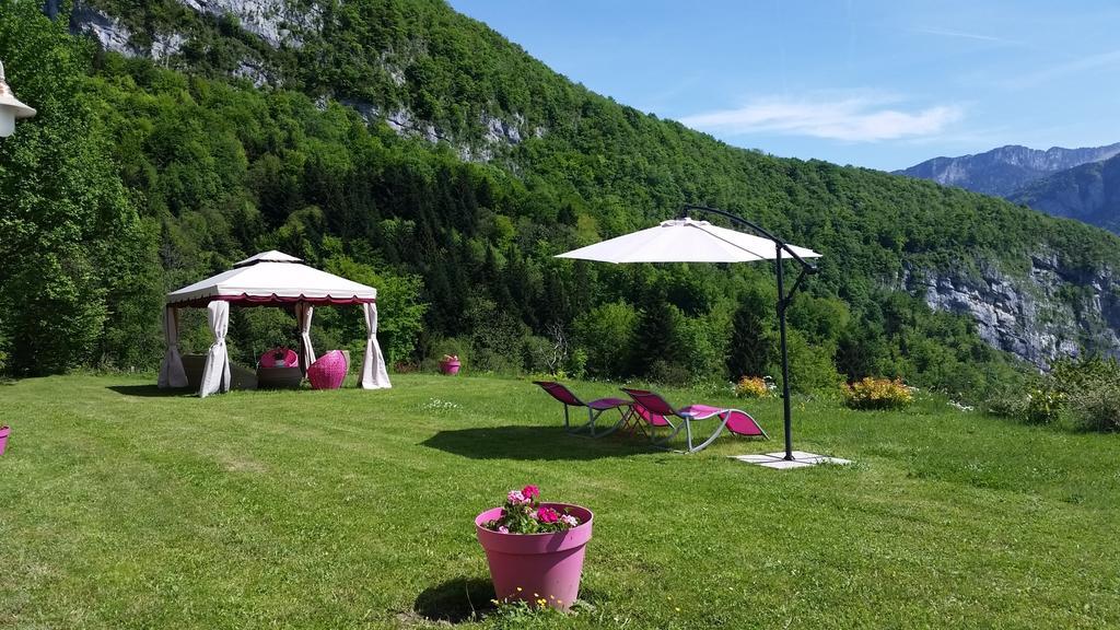 La Maison Sur Les Nuages Hotel Saint-Christophe  ภายนอก รูปภาพ